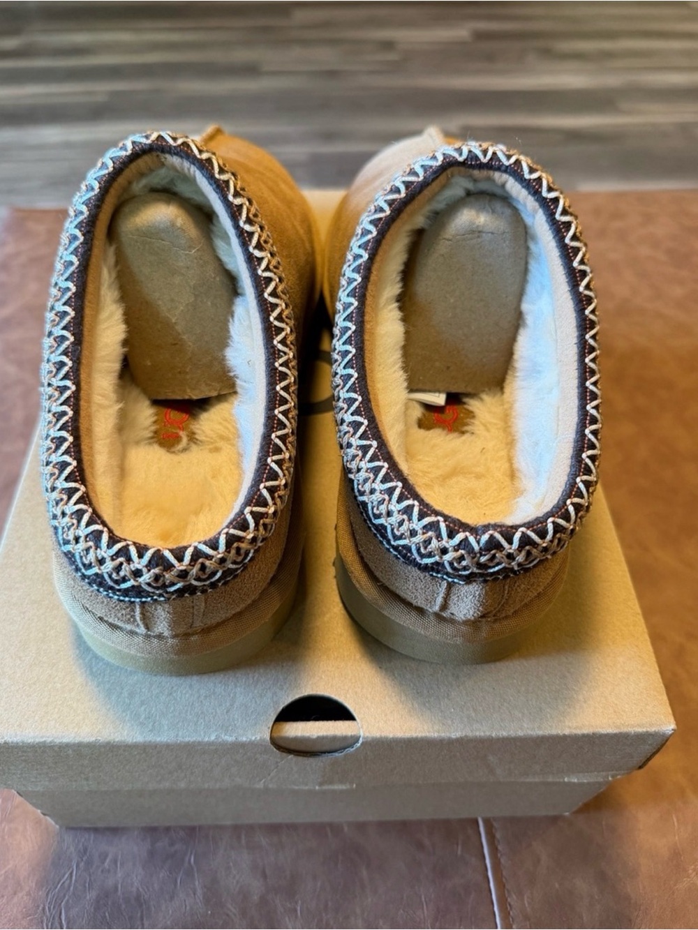 New women’s sz 8 UGG Tasman II Slipper, Chestnut shoe slide - Picture 2 of 5